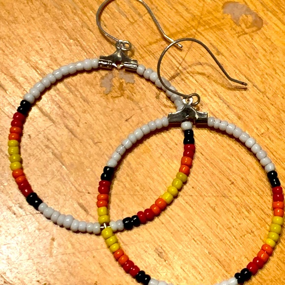 Earrings - Picture 2 of 3